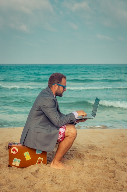 Férias: Como Funcionam, Cálculo e Pagamento